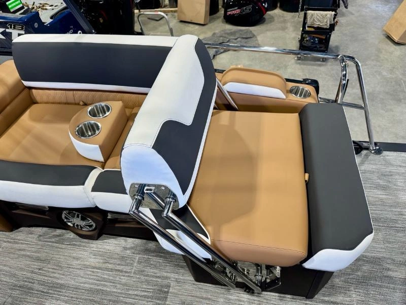 2026 Avalon Catalina Quad Lounger 23 Pieds alt