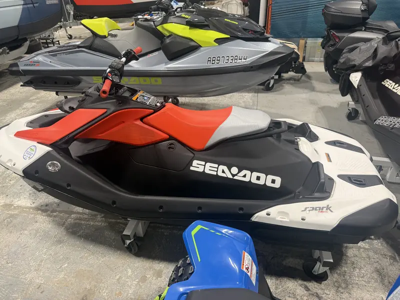 2025 Sea-doo Spark Trixx 1 Up Sound 67sd alt
