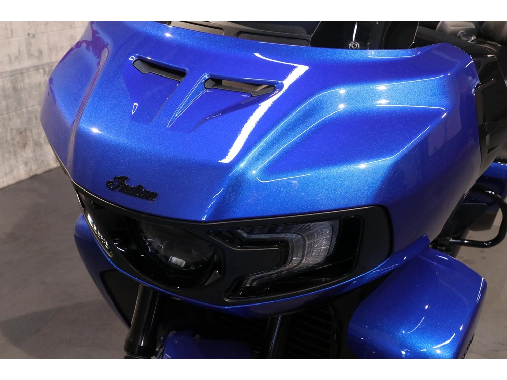 2026 Indian Motorcycle Pursuit Dark Horse 112 & Powerband Audio alt