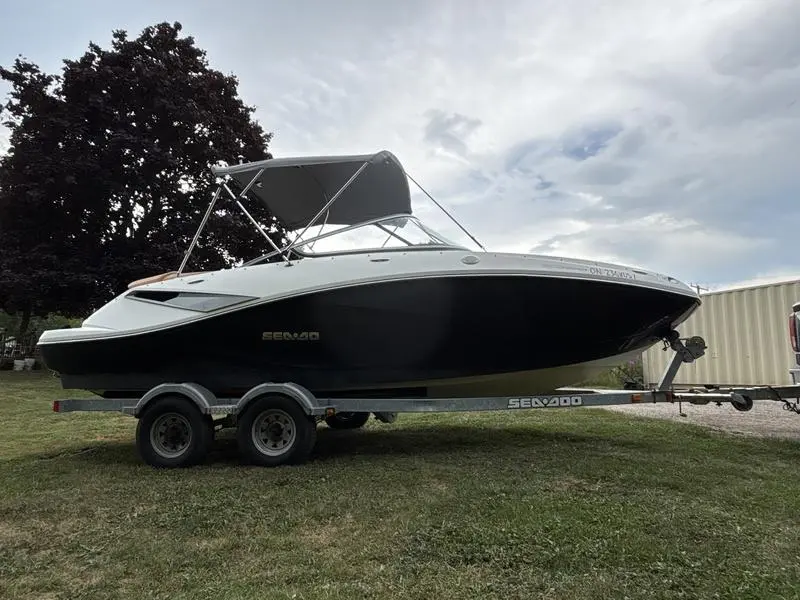 2010 Sea-Doo challenger