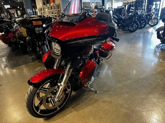 Harley-Davidson FLHXU Street Glide UltraFLHXU 2025