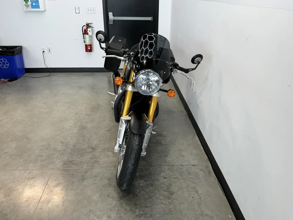 Triumph Thurxton 1200 R 2018 alt