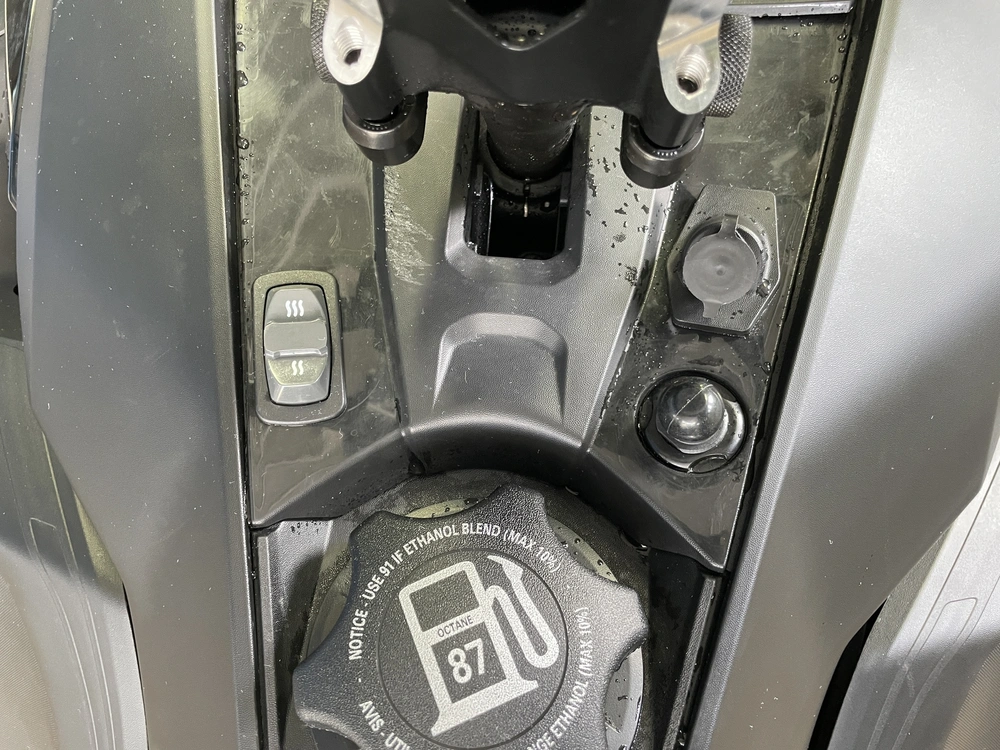 Ski-doo Renegade Adrenaline 900 Ace Enduro 2026 alt