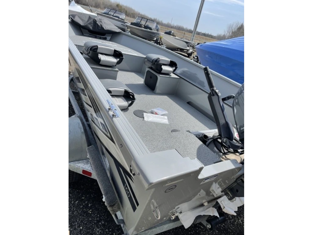 2023 Smoker-craft Pro Lodge 160 alt