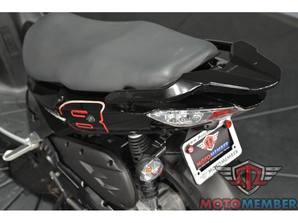 2013 Kymco Super 8 150 alt