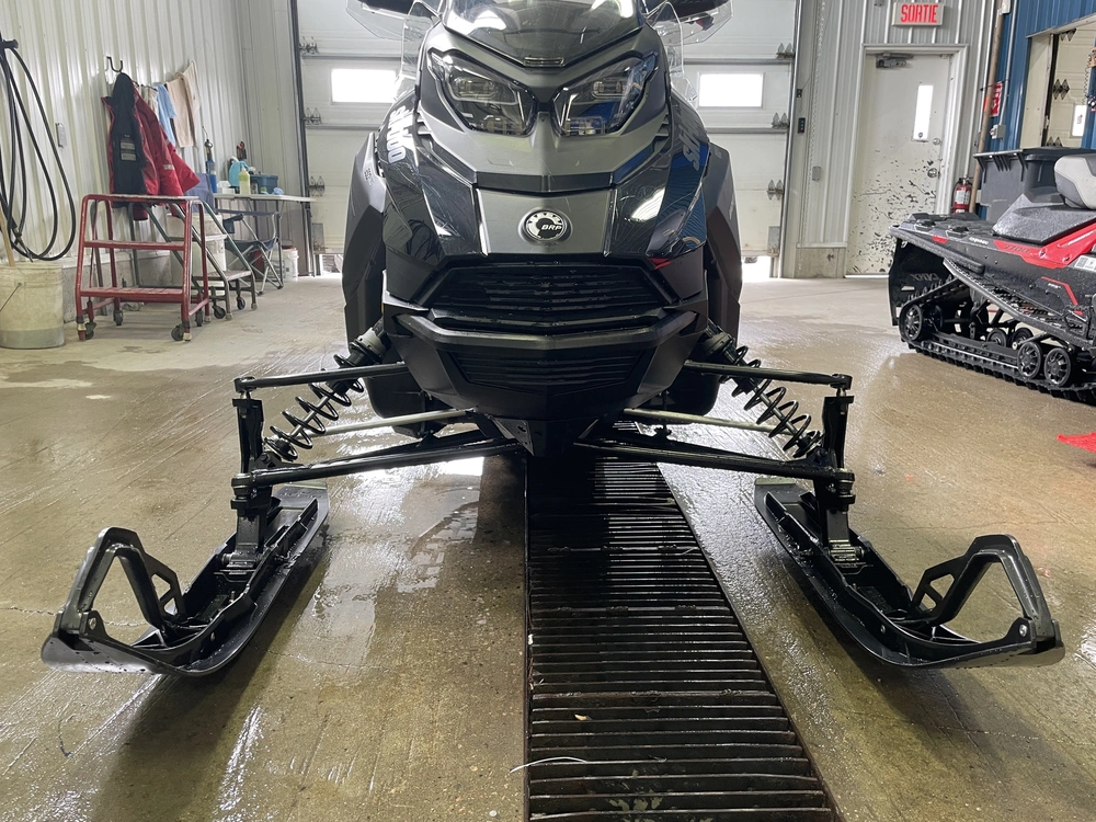 Ski-doo Backcountry Adrenaline 850 Etec 2026 alt