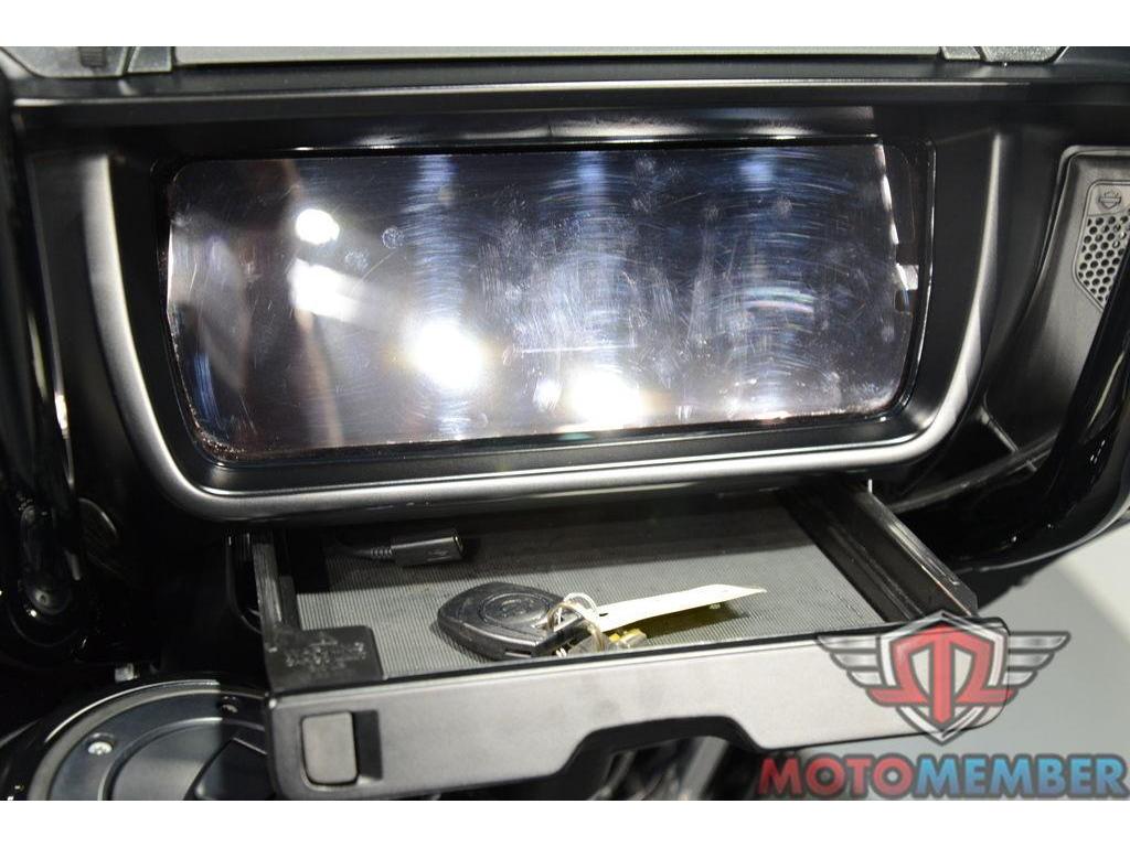 2024 Harley-Davidson Street Glide Base for Sale