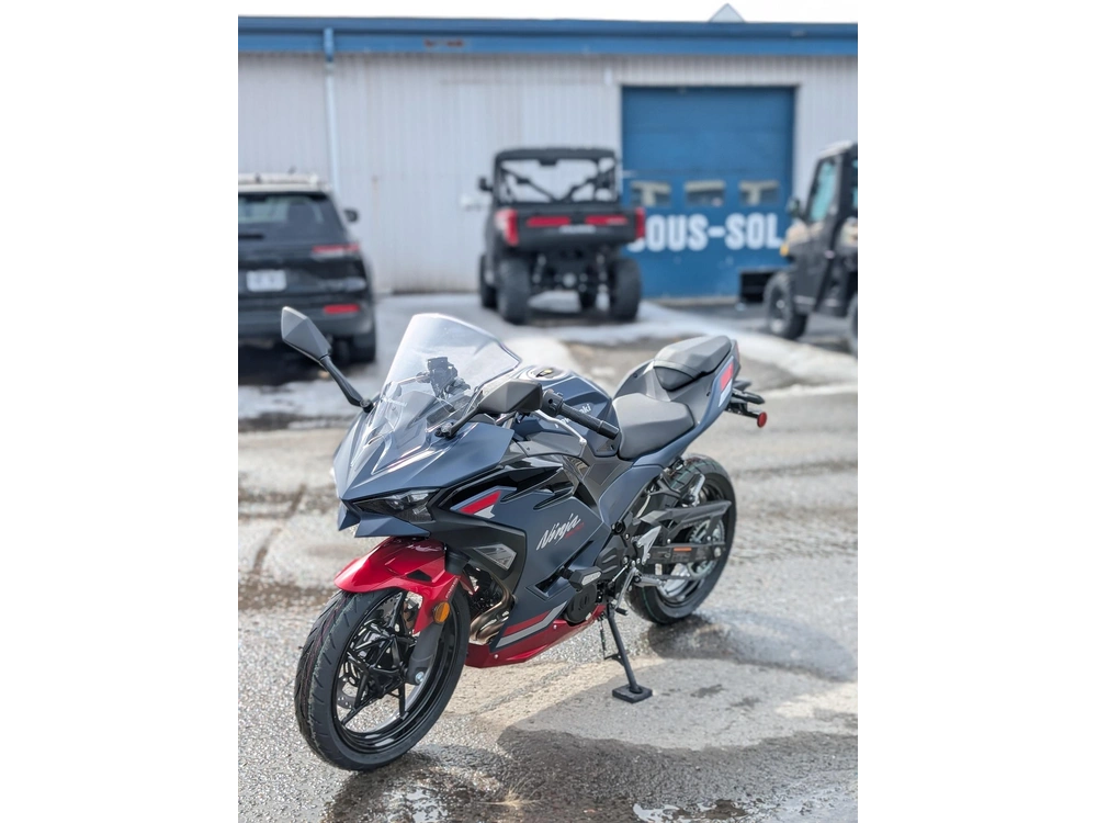 2026 Kawasaki Ninja 500 Se Bleu 🎯 Sport 500cc A2 Débutant Comparatif R3 Cbr500 Performance 🟢 alt