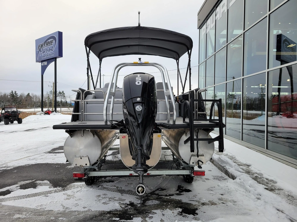 2023 Bentley Legacy 223 Swingback alt