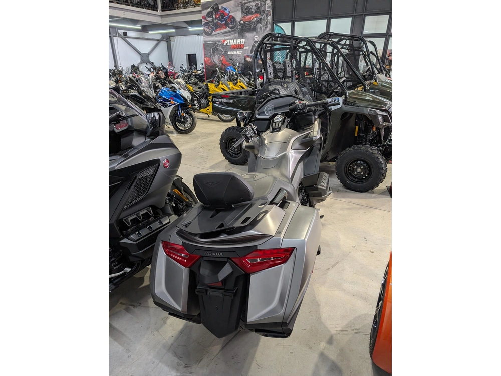 Honda Goldwing 1800 Bagger 2018 alt
