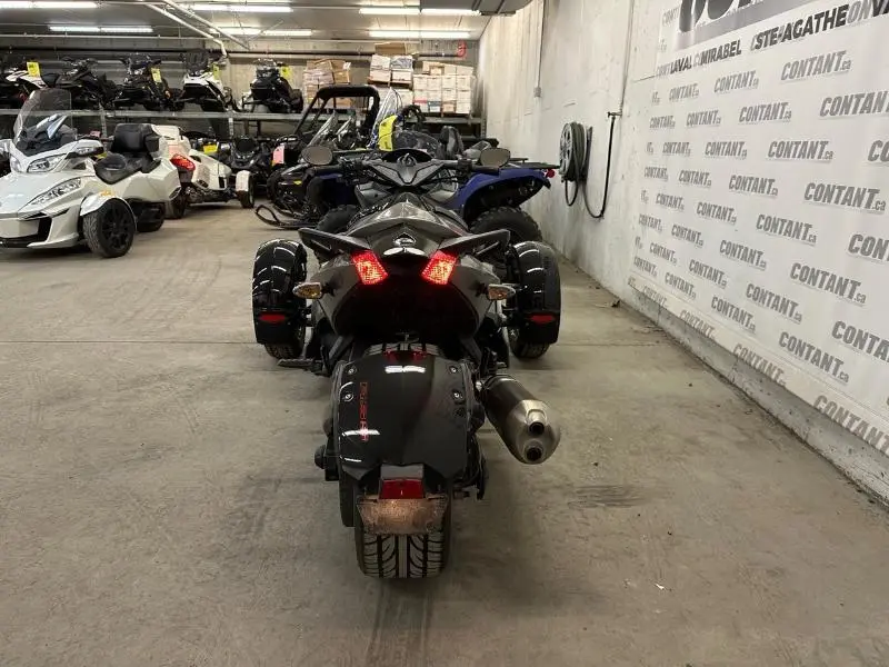 Can-Am Spyder RS-S (SE5) 2011