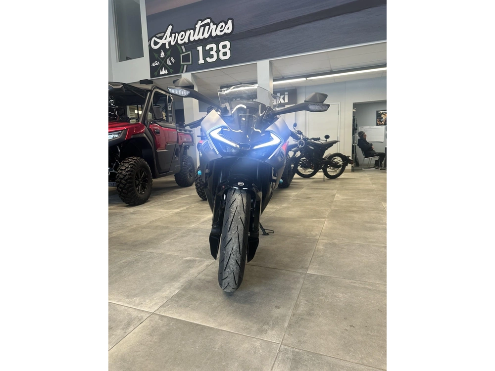 2026 Cfmoto 675ss alt