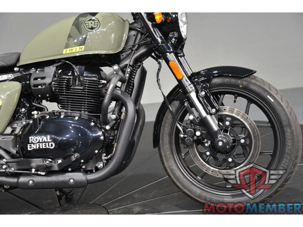 2024 Royal Enfield Shotgun 650 Drill Green alt