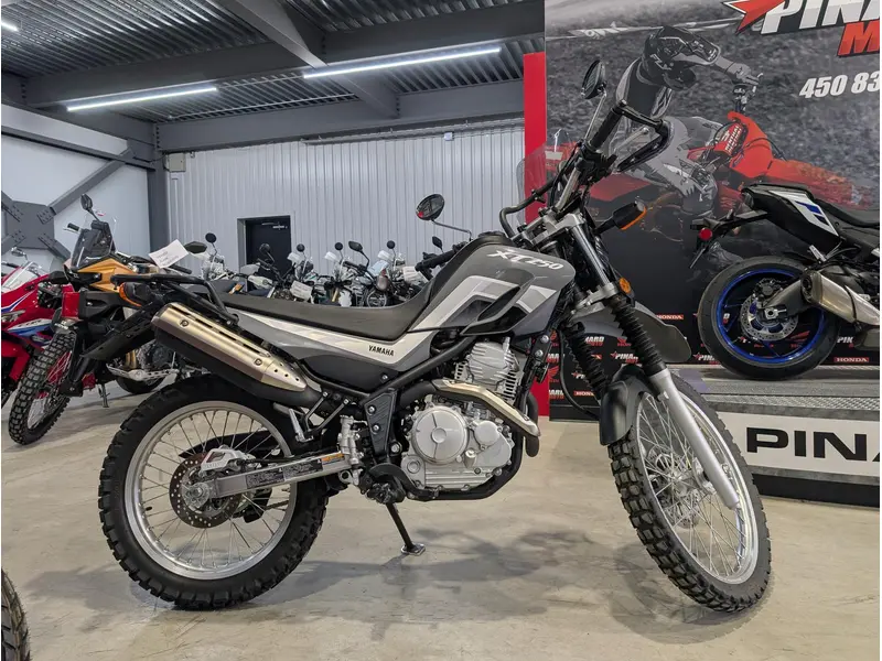 Yamaha XT250 2024