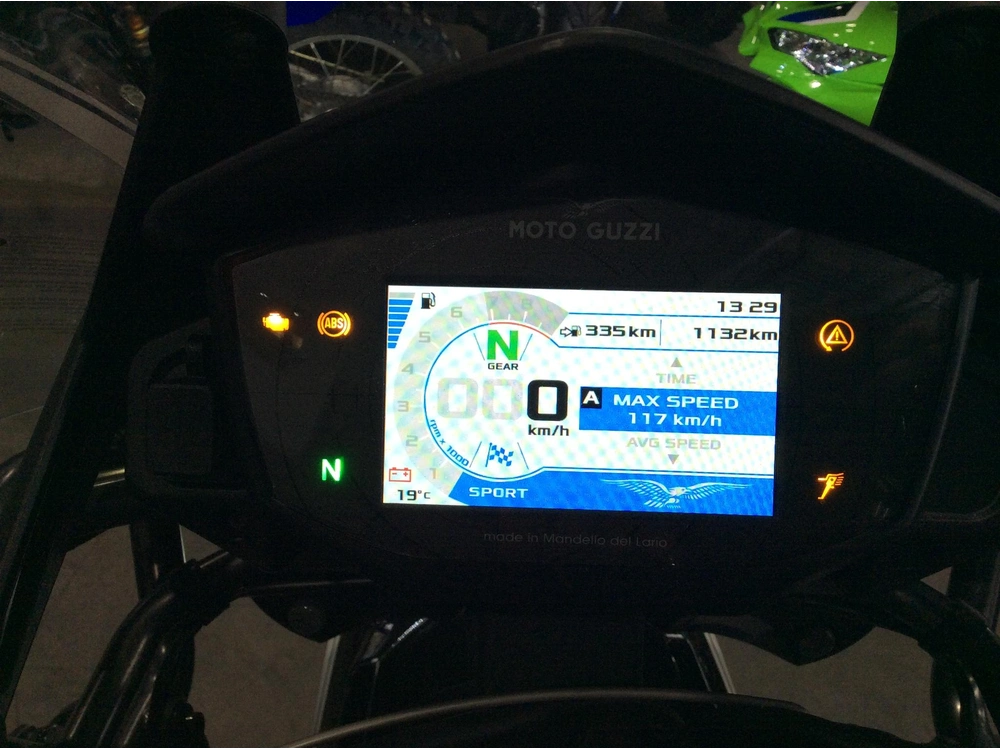 Moto Guzzi V85tt Guardia Abs 2022 alt