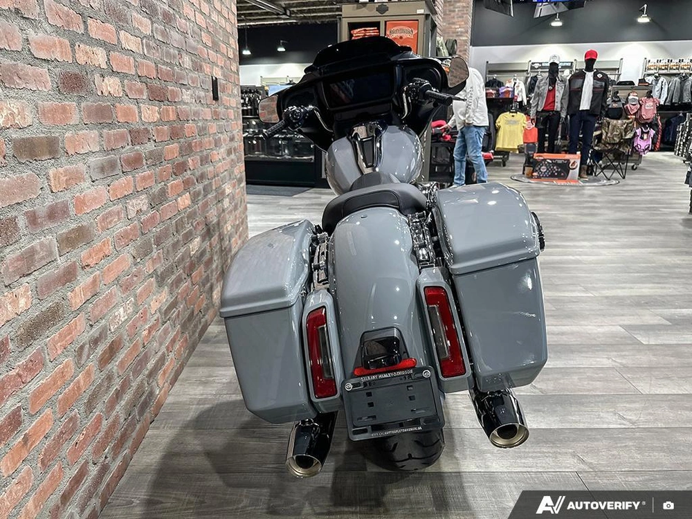 2026 Harley-davidson Street Glide alt