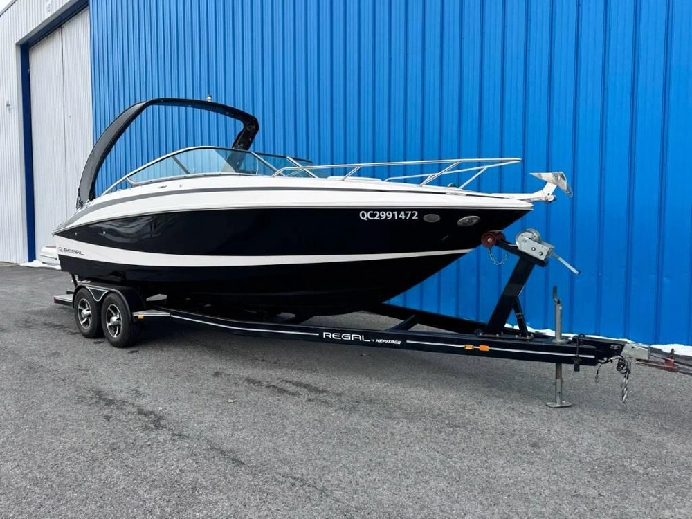 2011 Regal 2550 alt