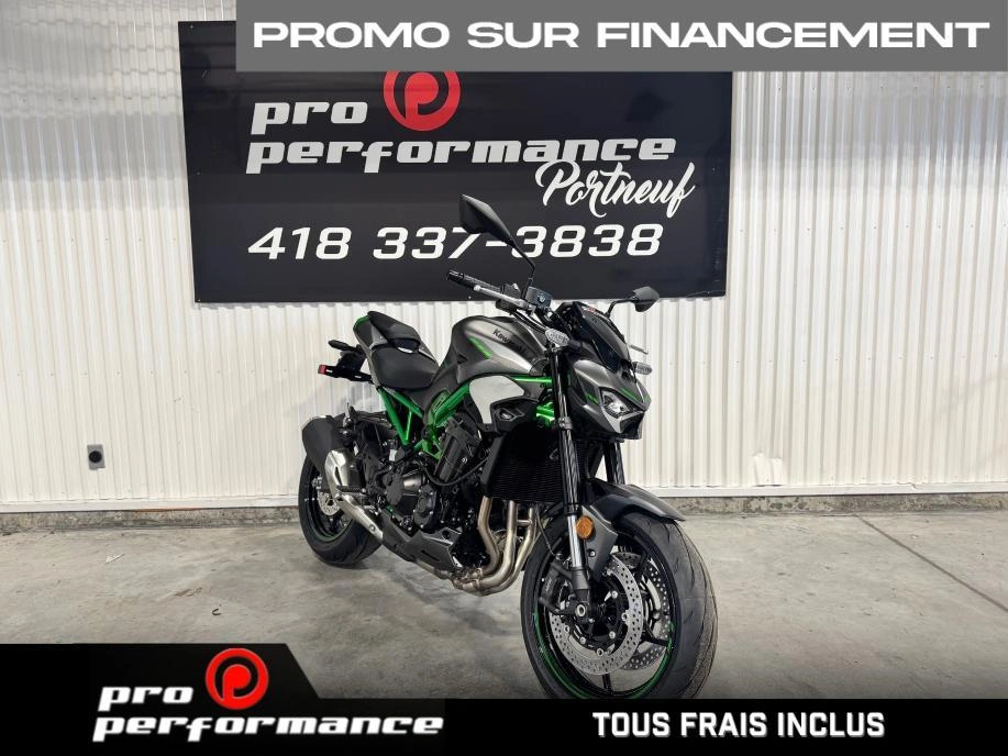 Kawasaki Z900 2025 alt