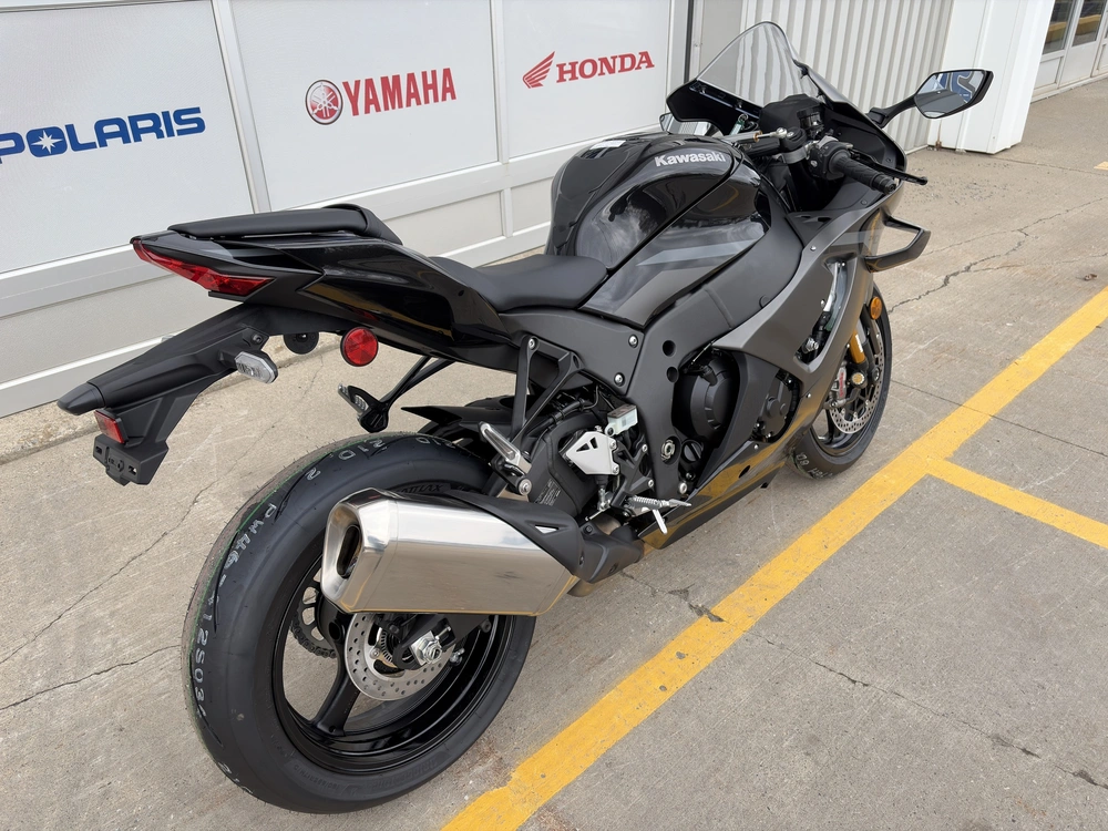 Kawasaki Ninja Zx-10r 2026 alt
