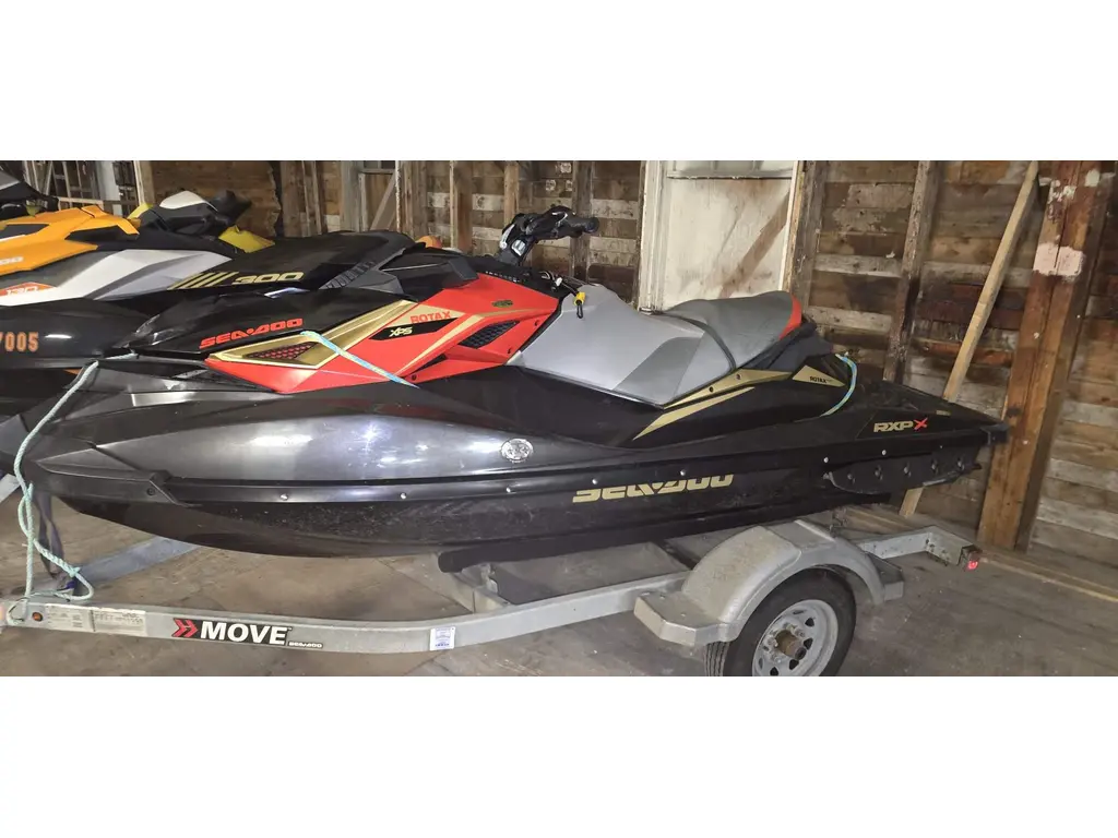 2019 Sea-Doo RXP X 300 & TRAILER