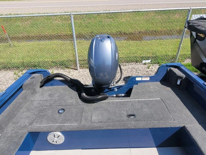 2023 Smoker-craft Excursion 166 Sc alt