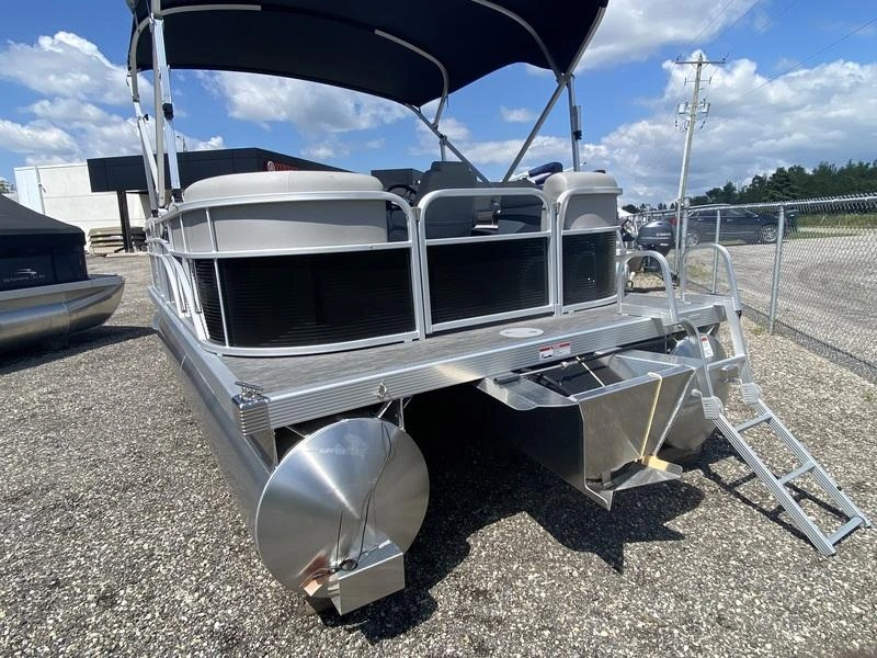 2023 Bennington Marine 20 Svsr alt