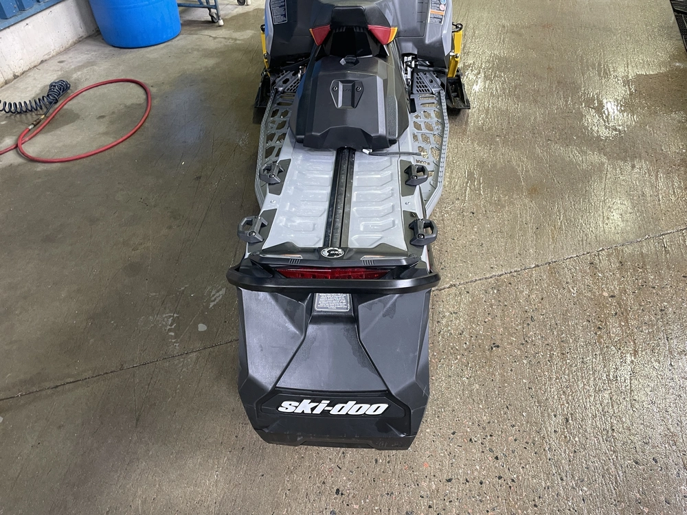 Ski-doo Mxz Blizzard 850 Etec 137" 2025 alt