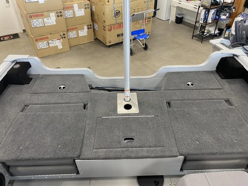 2024 Smoker-craft Adventurer 178 Fs alt