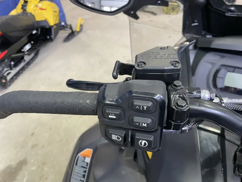 Ski-Doo Grand Touring Sport 900 ACE 2026