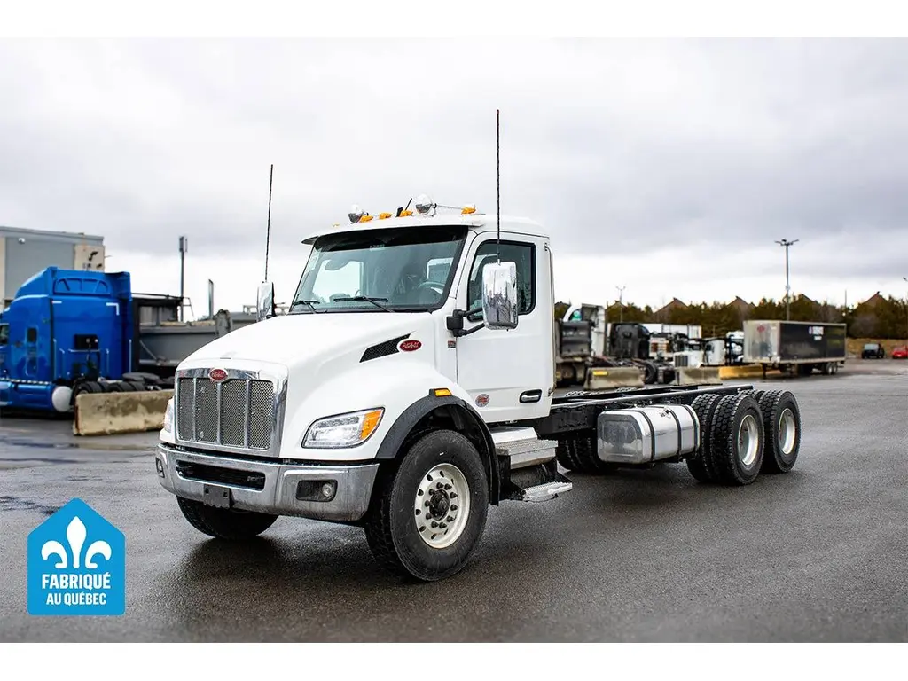 Peterbilt 548  2027