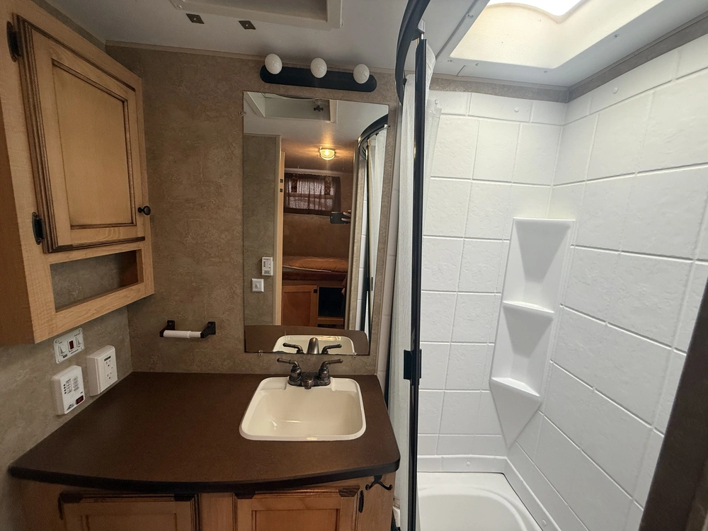 2012 Kz Spree Lx 240 alt