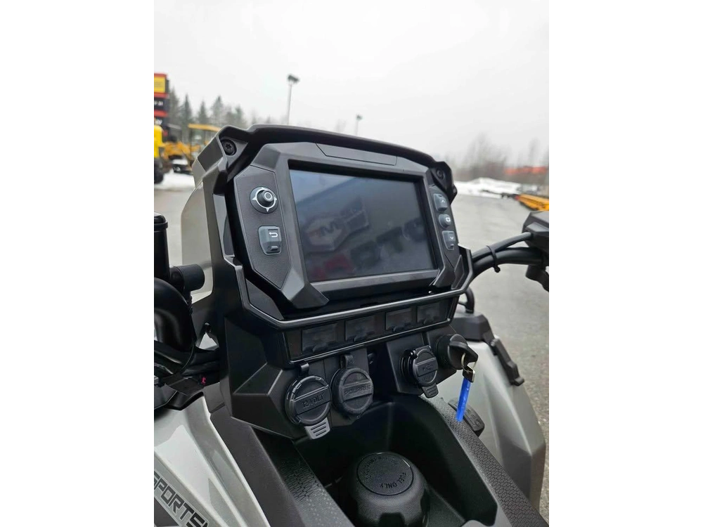 Polaris Sportsman Touring 570 Ultimate 2026 alt