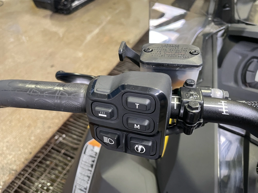 Ski-doo Renegade Adrenaline 900 Ace 2024 alt