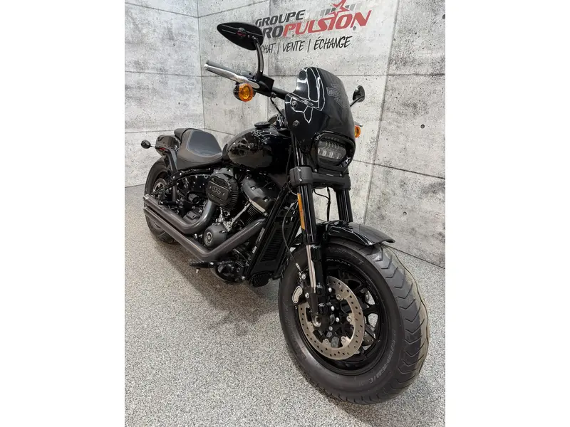 Harley-Davidson Fat Bob 114 FXFBS | Vance & Hines 2021
