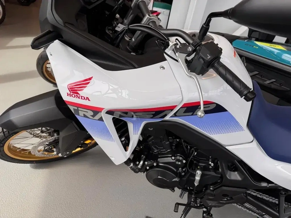 Honda Transalp 750 Xl750s 2025 alt