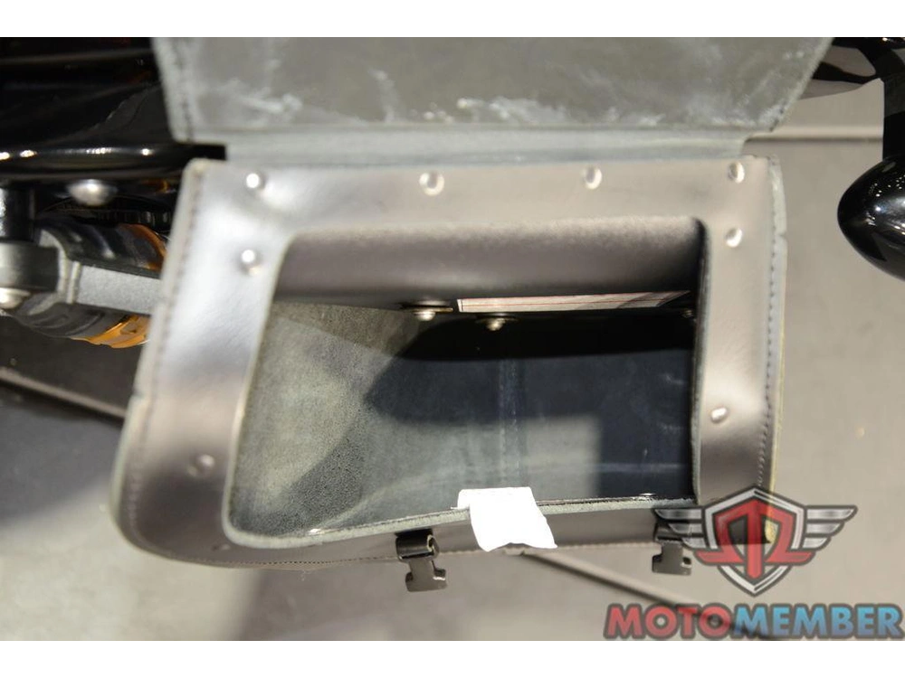 2015 Yamaha Bolt™ R-spec alt