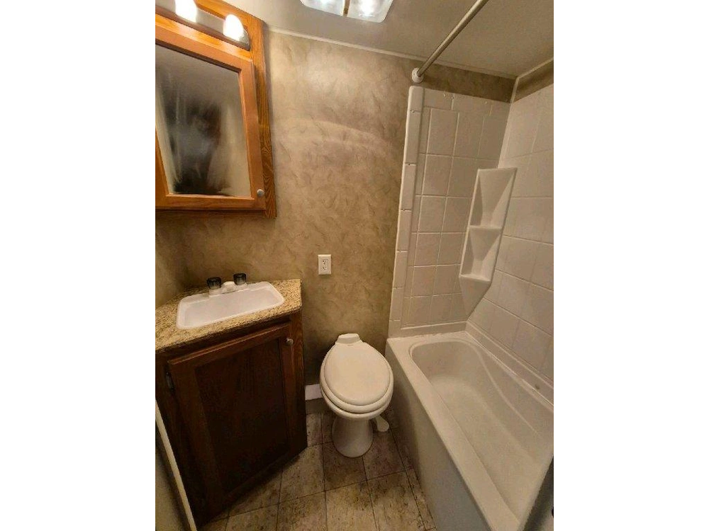 Sunset Park Rv Ez Traveler 21le 2010 alt