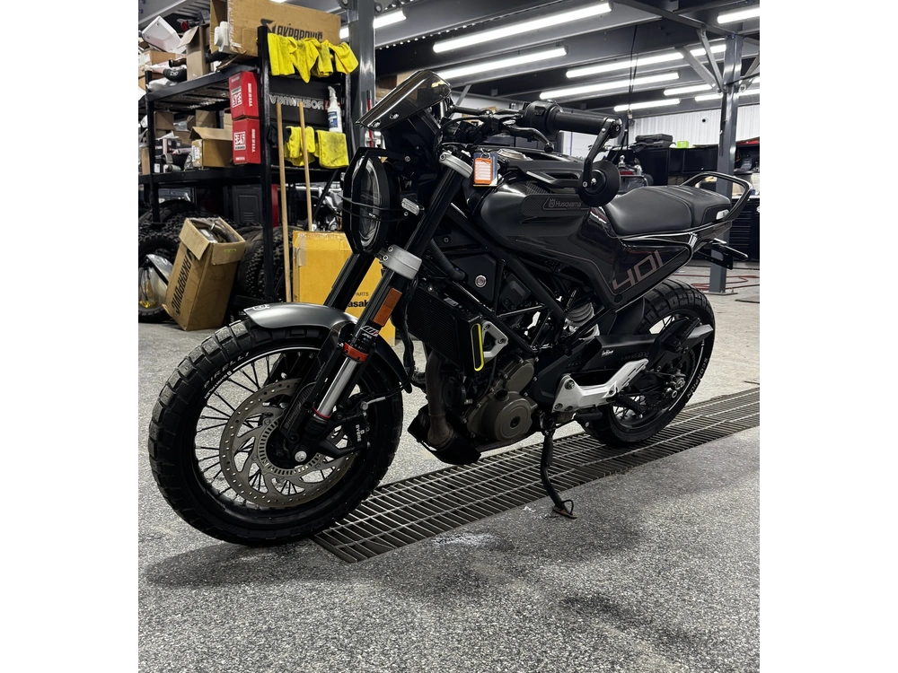 2021 Husqvarna Svartpilen 401 alt