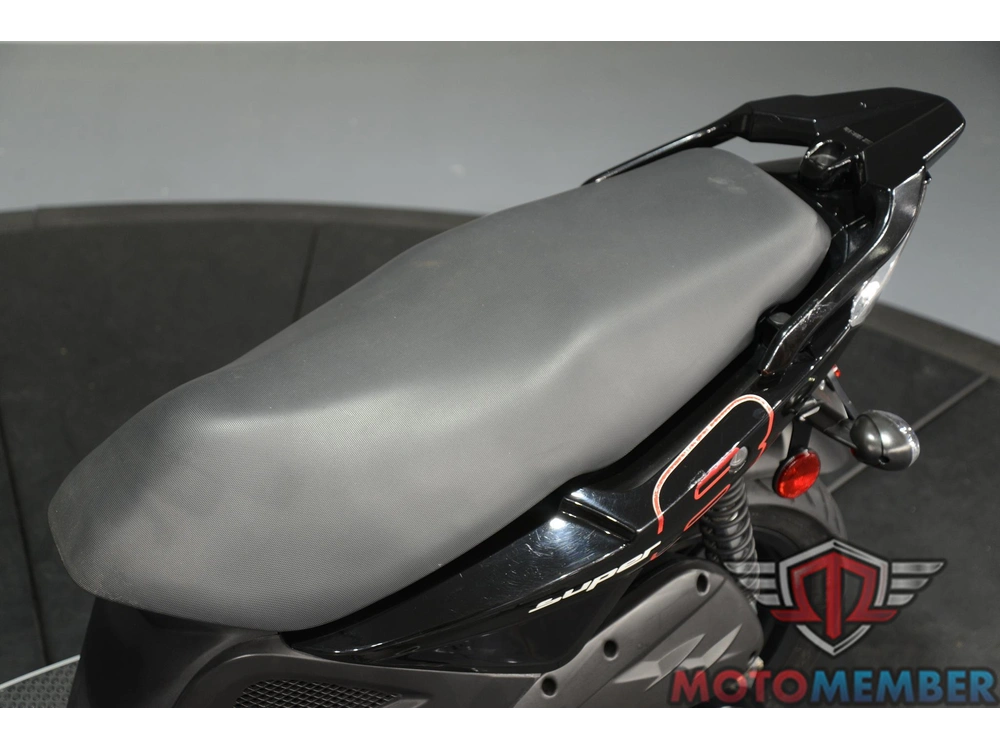 2013 Kymco Super 8 150 alt