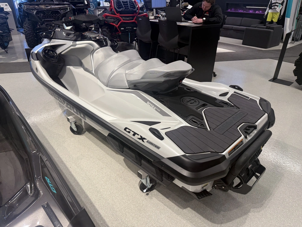 2025 Sea-doo Gtx Limited 325 26sf alt