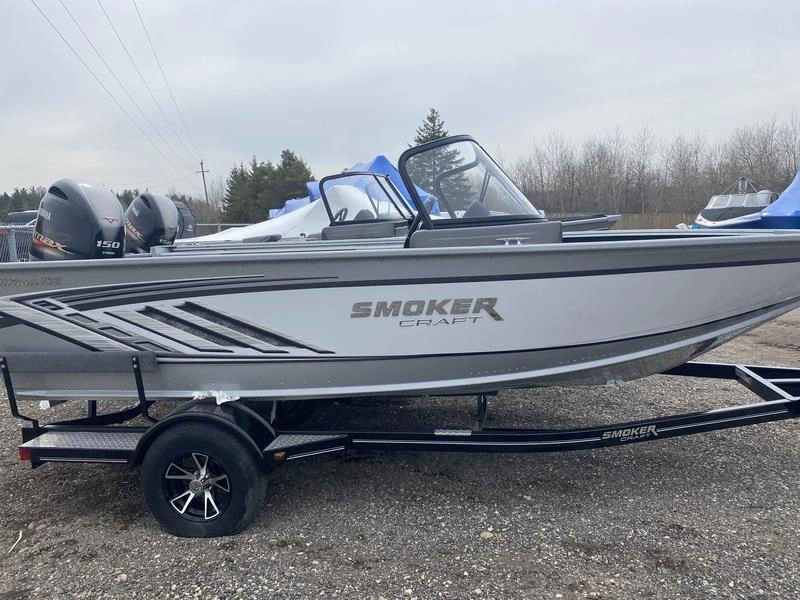 2023 Smoker-craft Ultima 182 alt