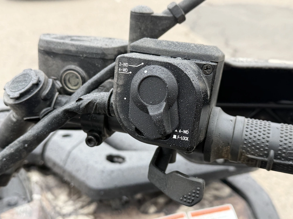 2024 Cfmoto Cforce 600 Touring alt