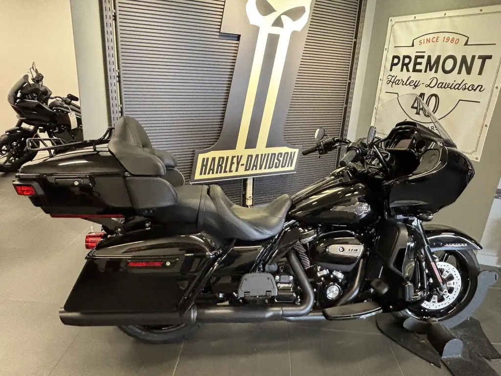 Harley-Davidson Road Glide LimitedFLTRK 2024