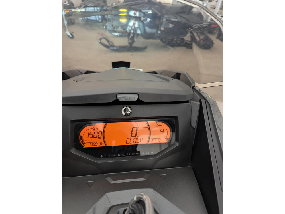 2024 Ski-doo Mxzx 850 137 10568 Km's Warranty alt