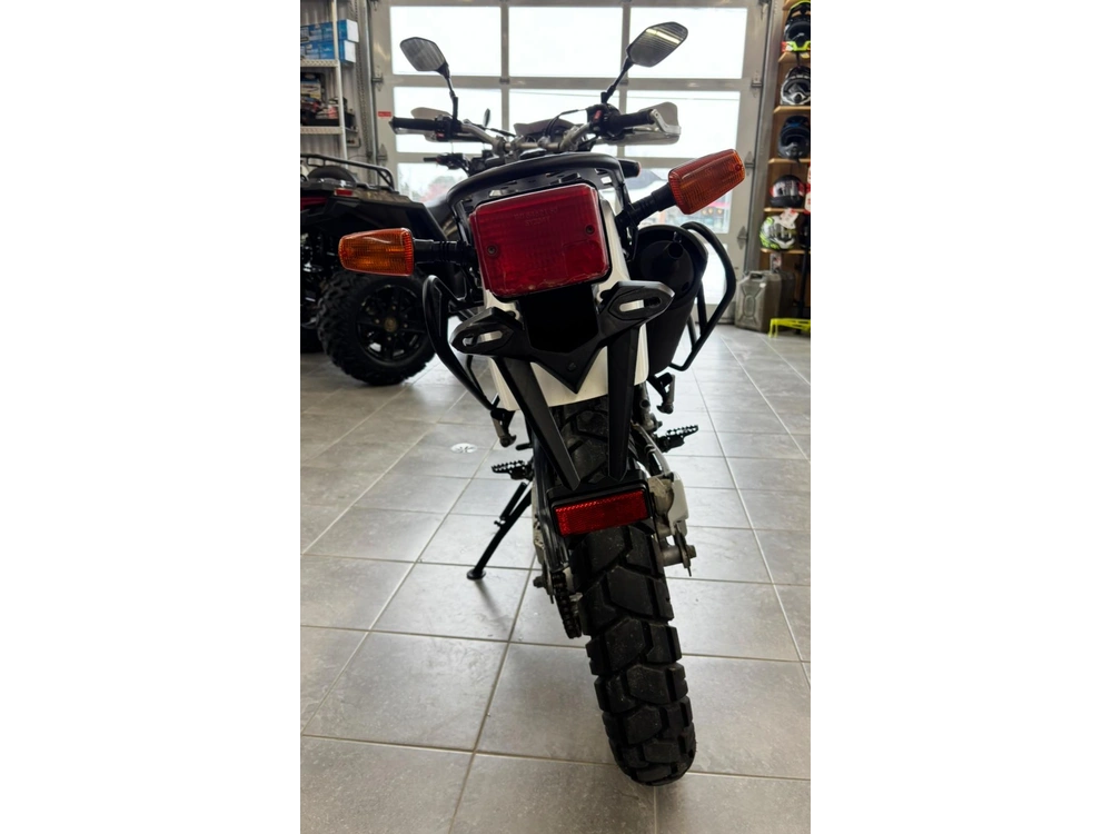 Yamaha Xt 250 2008 alt
