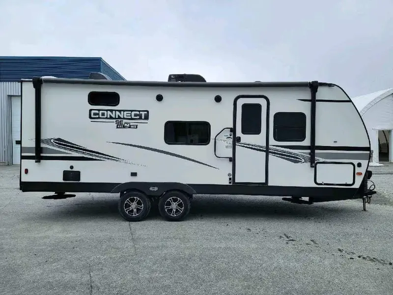 2021 KZ Connect SE C211MKSE thumbnail 5