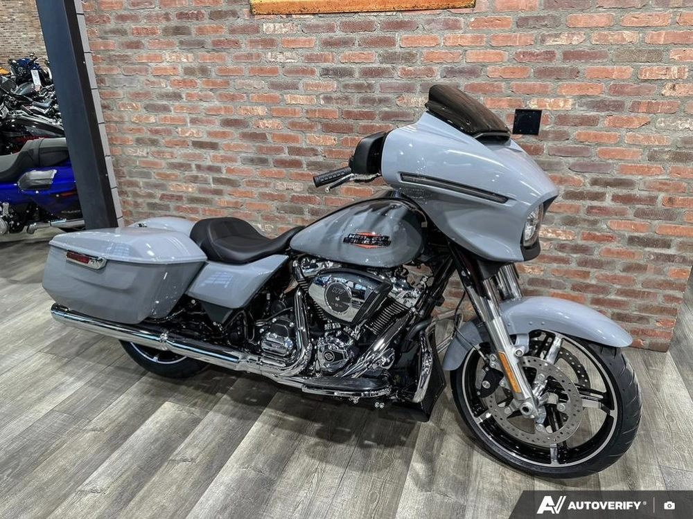 2026 Harley-davidson Street Glide alt