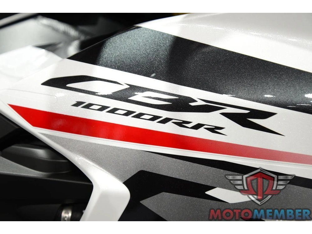 2026 Honda Cbr1000rr alt
