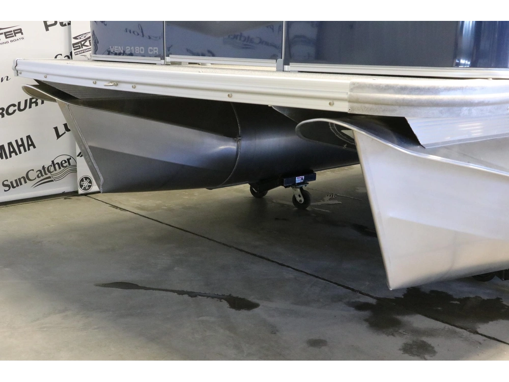 Avalon 2180 Venture Cruise 2026 alt