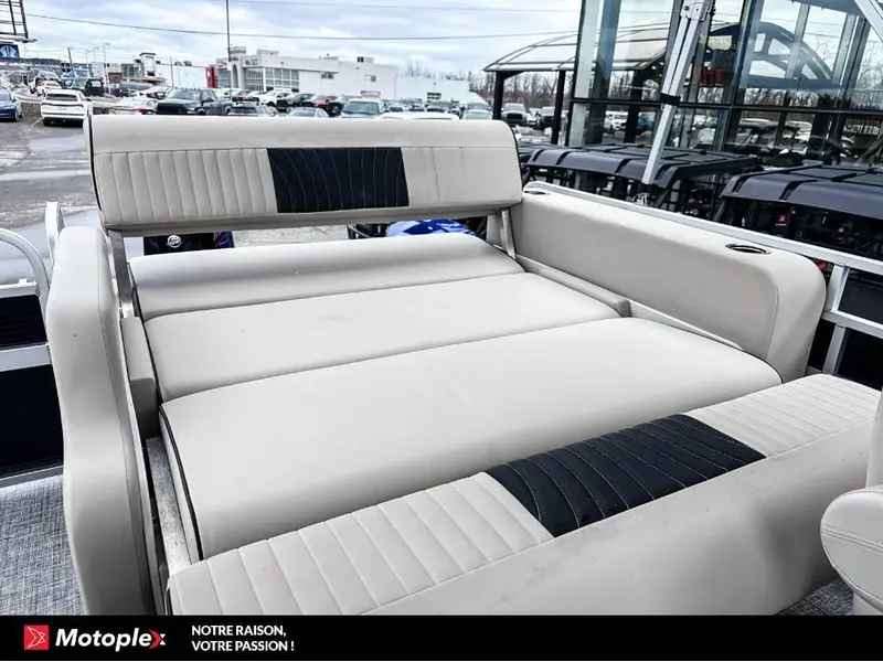 2021 Legend PONTON DUAL LOUNGE thumbnail 10